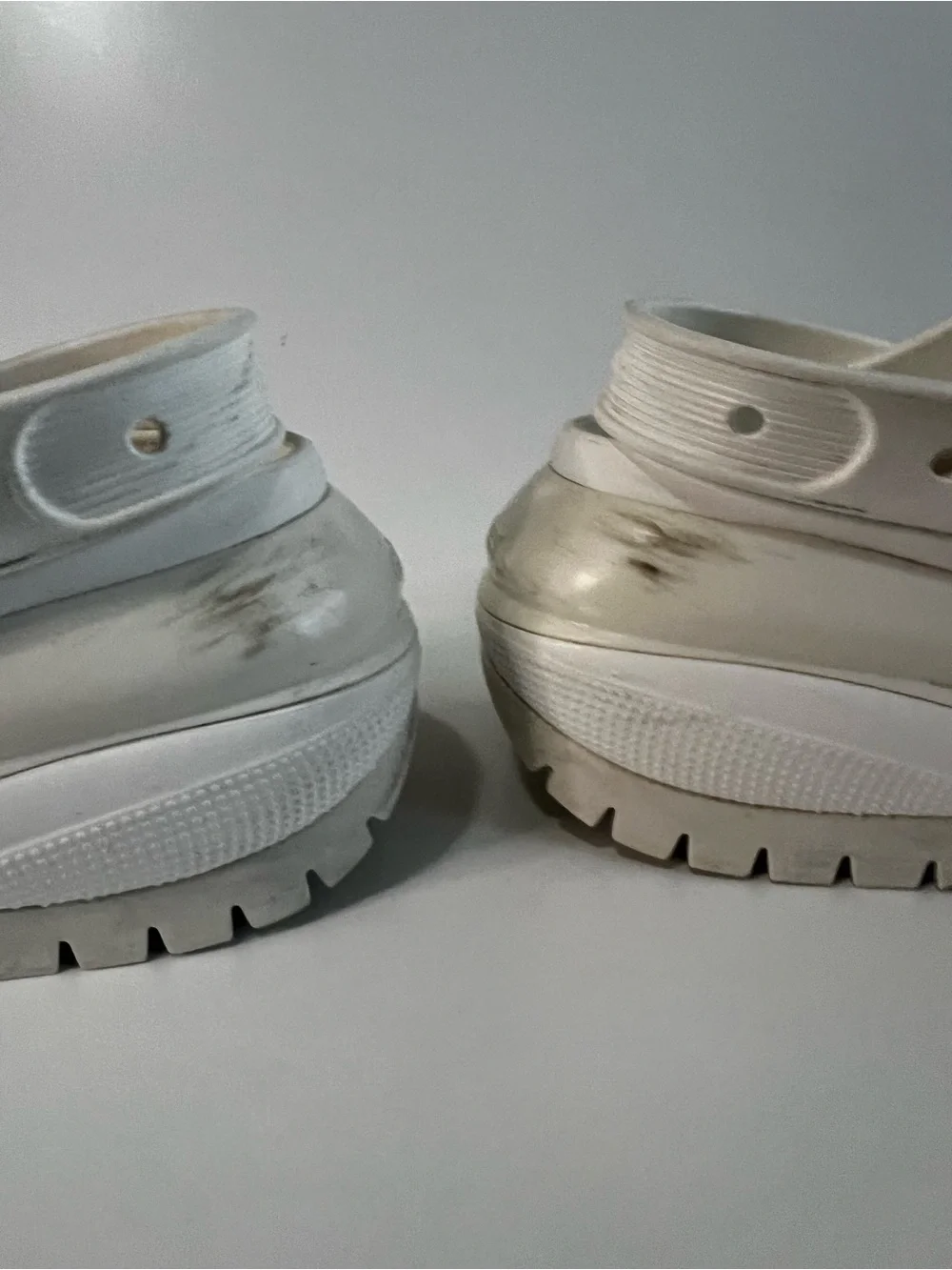Crocs Mega Crush Platform Sandals White Pearl Flower Charm Chunky Comfort Slides